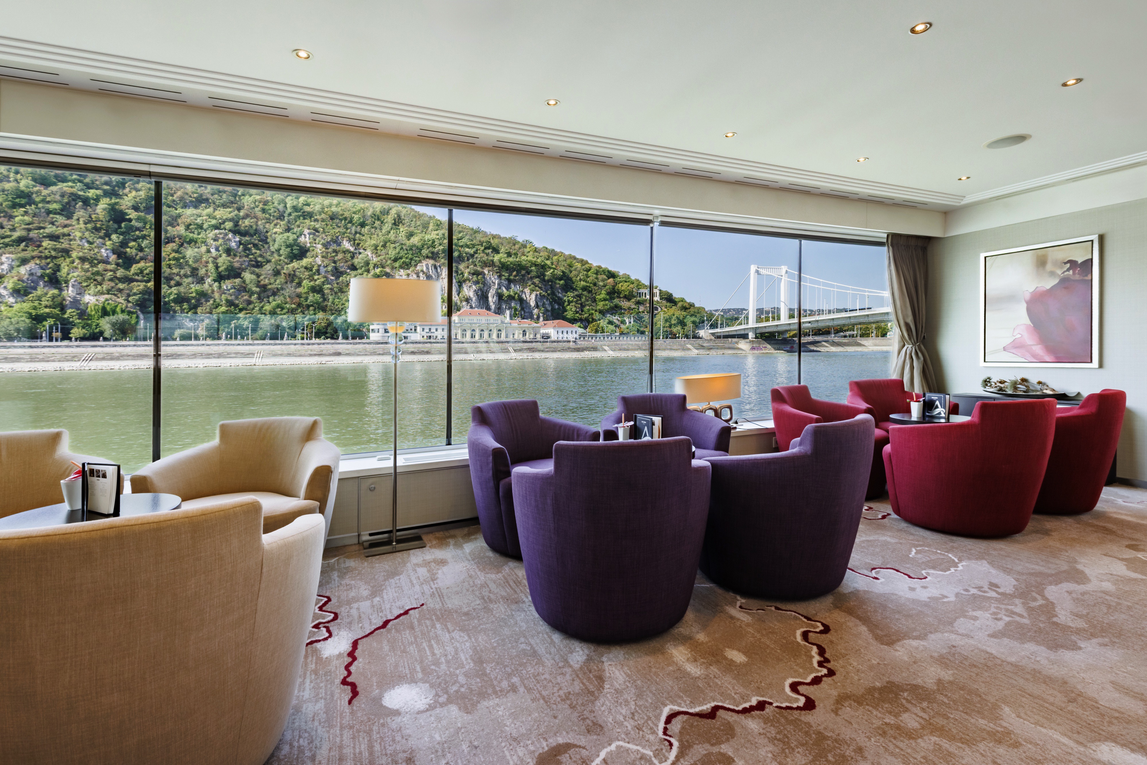 Avalon Illumination - Panorama Lounge